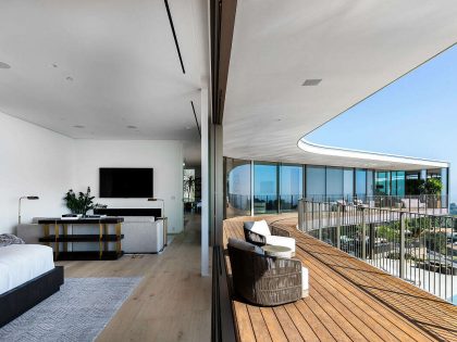 A Striking Propeller-Shaped Glass House with Mesmerizing Views in Bel Air, Los Angeles by SPF:architects (3)