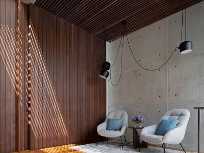 A Stunning Concrete Home for a Couple and Two Children in Semarang, Indonesia by Tamara Wibowo Architects (16)