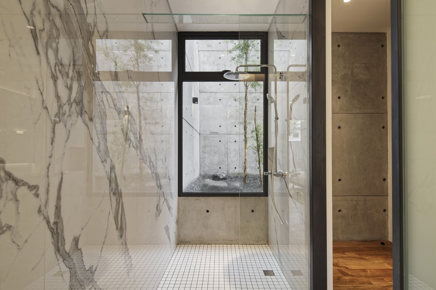 A Stunning Concrete Home for a Couple and Two Children in Semarang, Indonesia by Tamara Wibowo Architects (17)