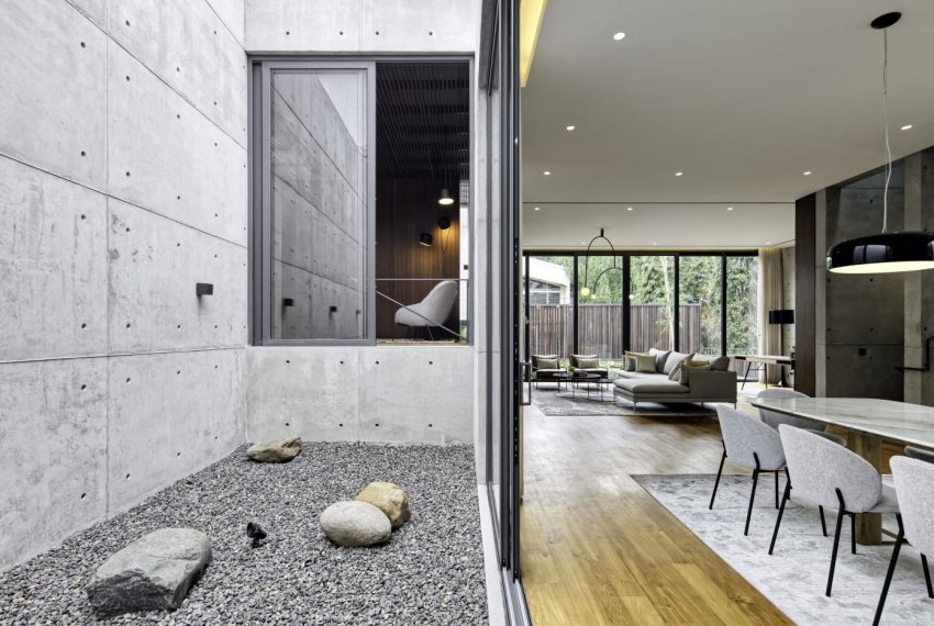 A Stunning Concrete Home for a Couple and Two Children in Semarang, Indonesia by Tamara Wibowo Architects (6)