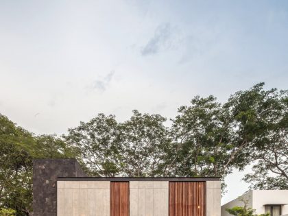 A Stunning House Combines Stone, Concrete and Wood in Colima, Mexico by Di Frenna Arquitectos (13)