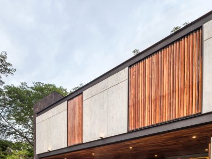 A Stunning House Combines Stone, Concrete and Wood in Colima, Mexico by Di Frenna Arquitectos (15)