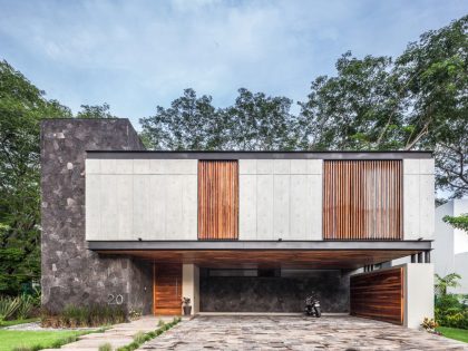 A Stunning House Combines Stone, Concrete and Wood in Colima, Mexico by Di Frenna Arquitectos (2)