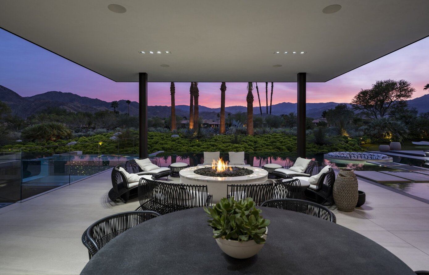 A Stunning Luxurious Modern Home with a Breathtaking Views in Indian Wells by Whipple Russell Architects (52)