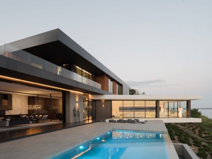 A Stunning Modern Hillside Home with Captivating Sea Views of Taganrog, Russia by Alexandra Fedorova Architect (28)