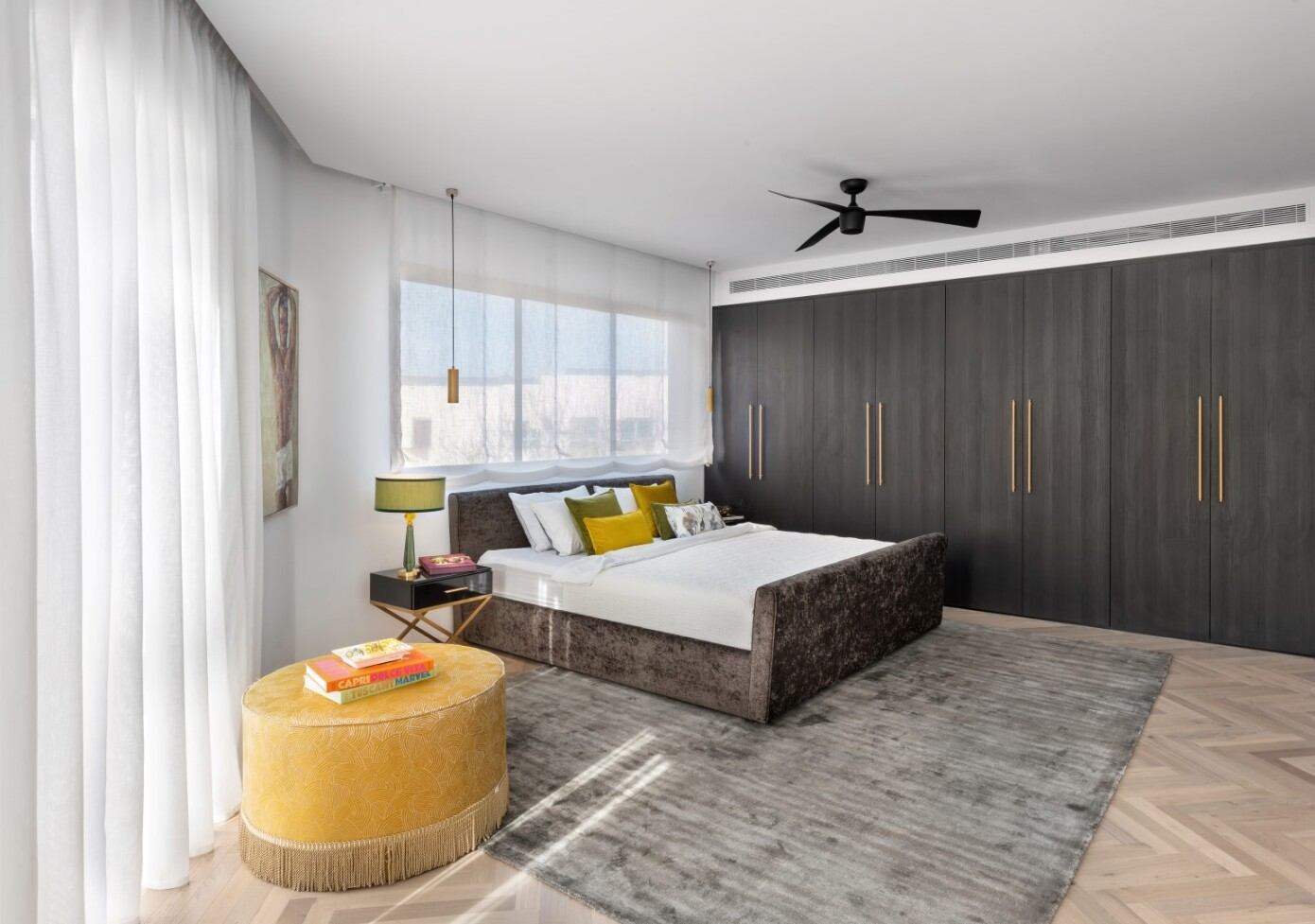 A Stunning Modern Penthouse for a Young Couple with a New Baby in Tel Aviv, Israel by Tzvia Kazayoff (12)