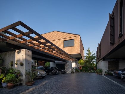A Unique and Impressive Contemporary Home Amid Lush Greenery in Bangkok, Thailand by Maincourse Architect (14)