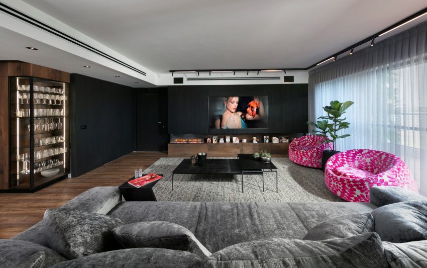 A Vibrant and Stylish Modern Apartment in the Heart of Herzliya, Israel by Roy Levi (3)