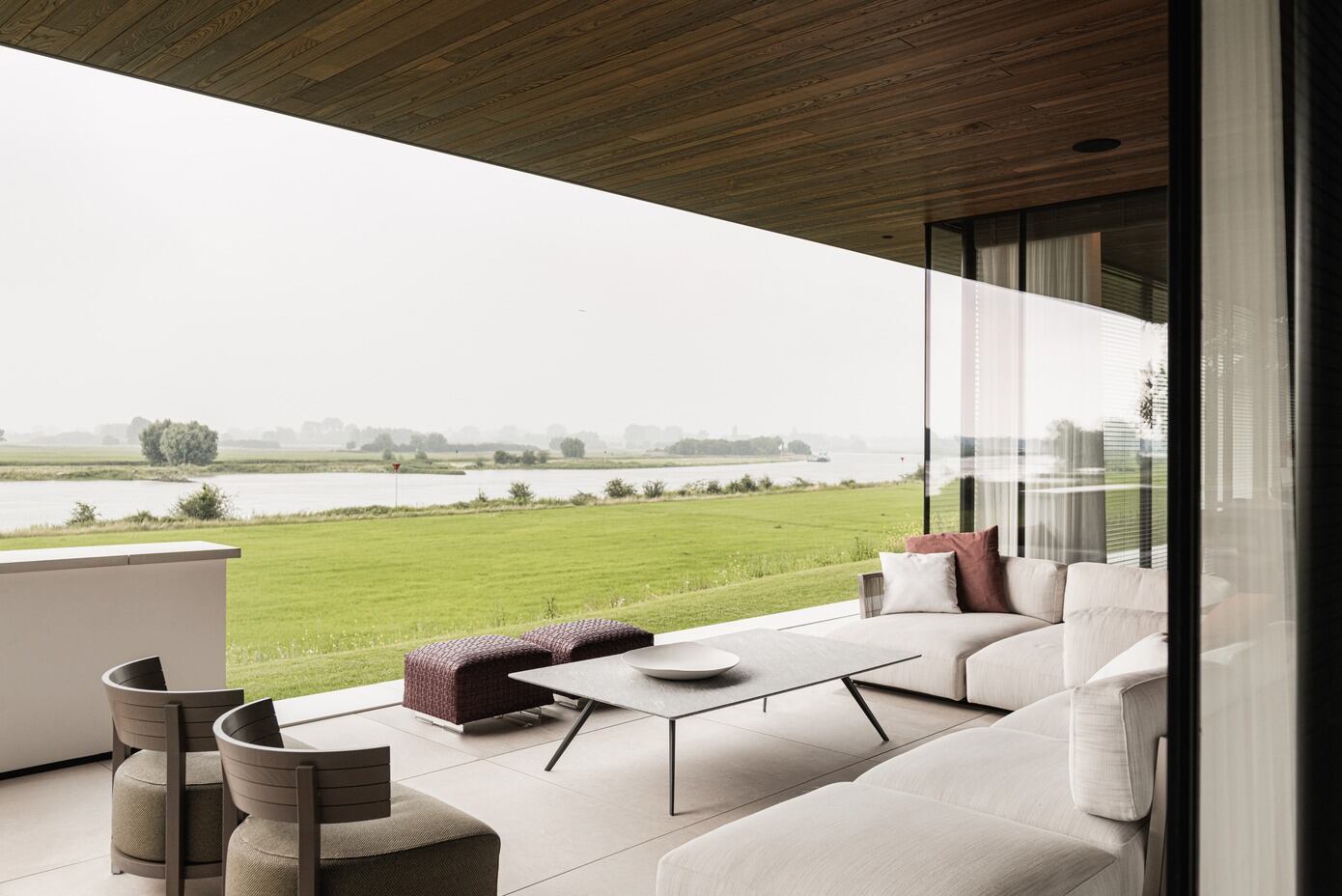A Wonderful Contemporary Home in the Forest of Netherlands by Grand & Johnson (5)