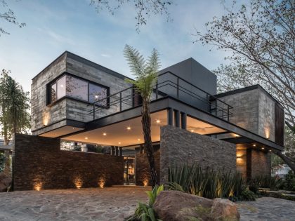 An Elegant Concrete and Steel Home with Stone and Wood Elements in Colima, Mexico by Di Frenna Arquitectos (25)