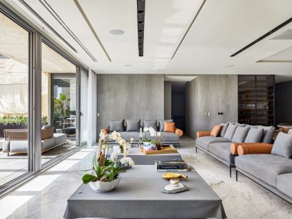 An Elegant and Luxury Modern Home with Unique and Sober Tones in Mexico City by Taller David Dana (1)