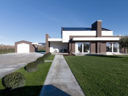 Casa BL, a Wonderful Contemporary Home in Cesena, Italy by Lorenzo Tappi (1)
