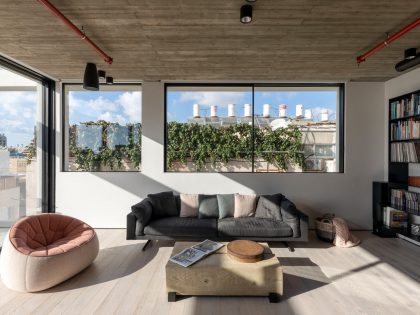 Erez Shani Architecture Designs a Striking Industrial Apartment in Tel Aviv (3)