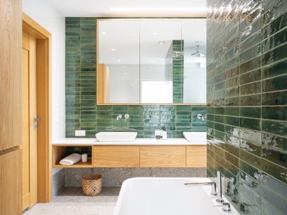 Marmur Studio Designs an Elegant Contemporary Home in Walbrzych, Poland (15)