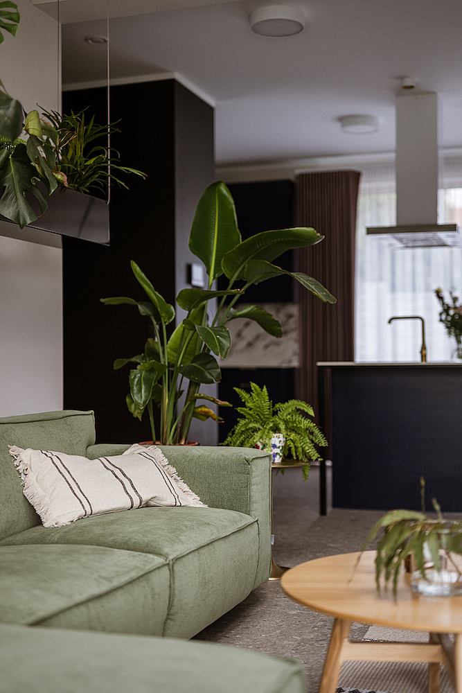 Marmur Studio Designs an Elegant Contemporary Home in Walbrzych, Poland (3)