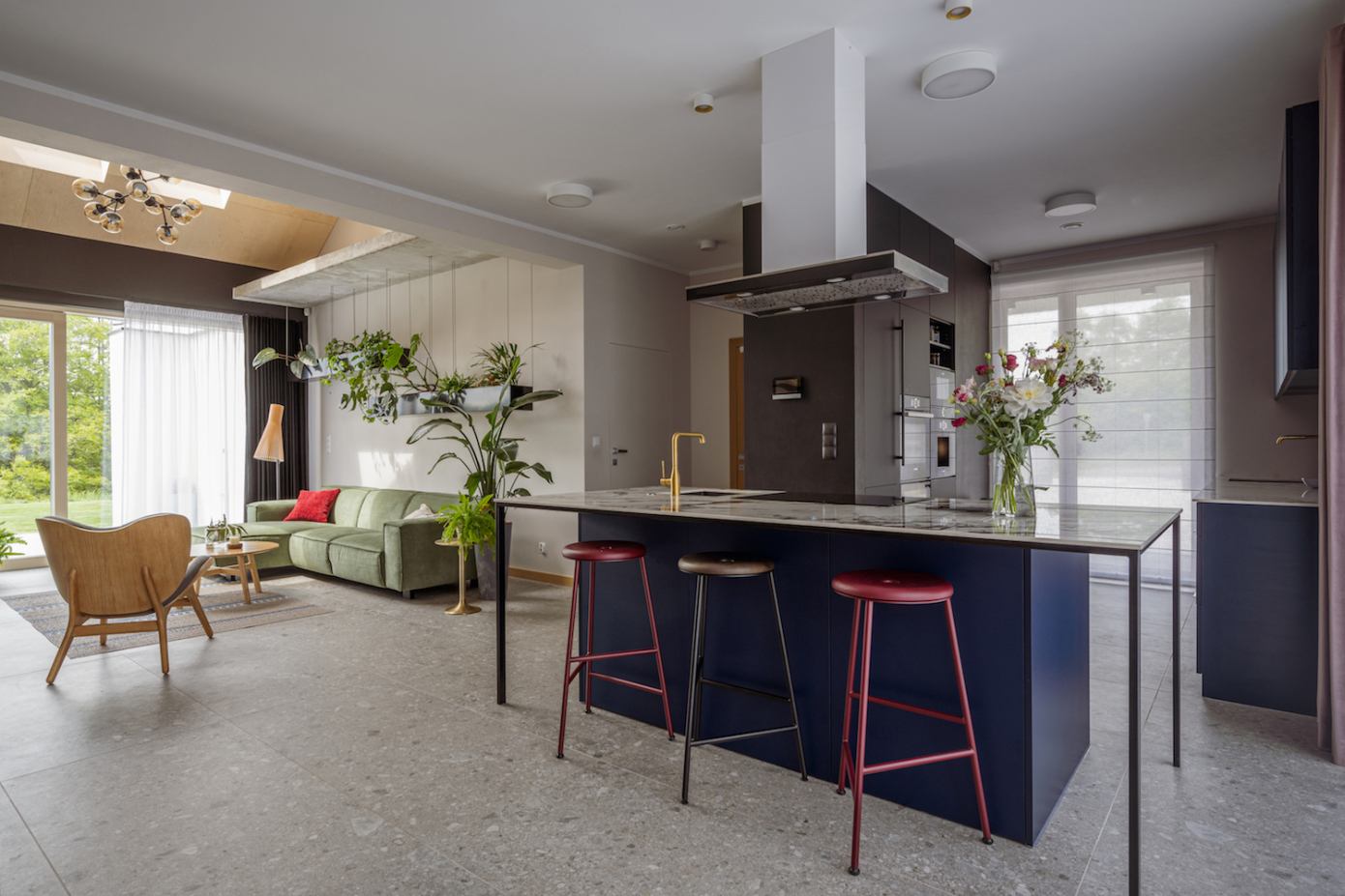 Marmur Studio Designs an Elegant Contemporary Home in Walbrzych, Poland (6)