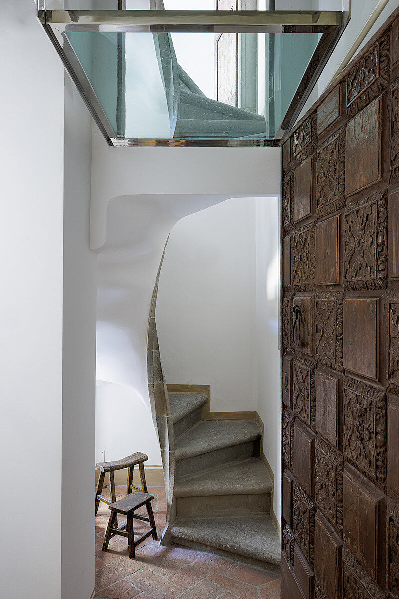 Pierattelli Architetture Designs a Spacious and Bright Apartment in Florence, Italy (10)