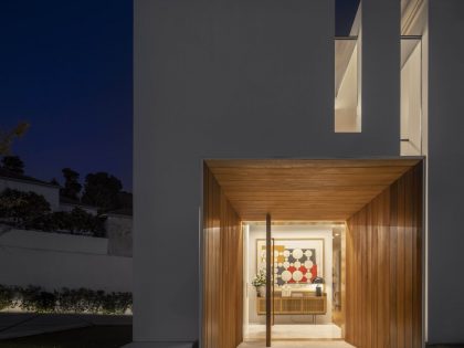 Visioarq Arquitectos Design a Luminous Contemporary Home in Coimbra, Portugal (21)